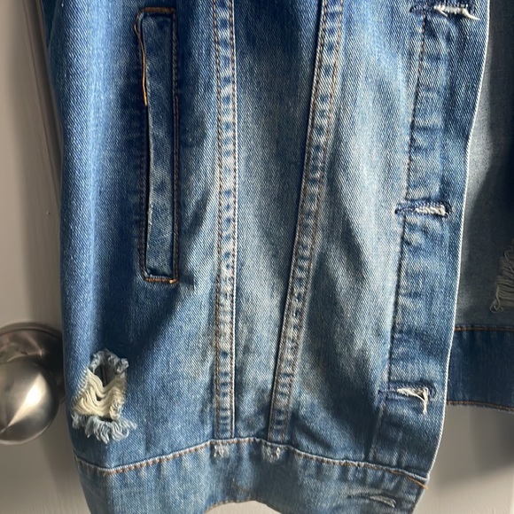 Streetwear Society Oversized Distressed Jean Jacket - Picture 5 of 6